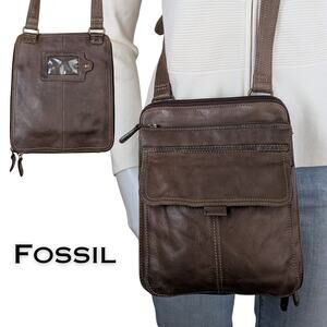 Fossil Leather Crossbody Messenger Bag Small Brown Travel Organizer Wallet